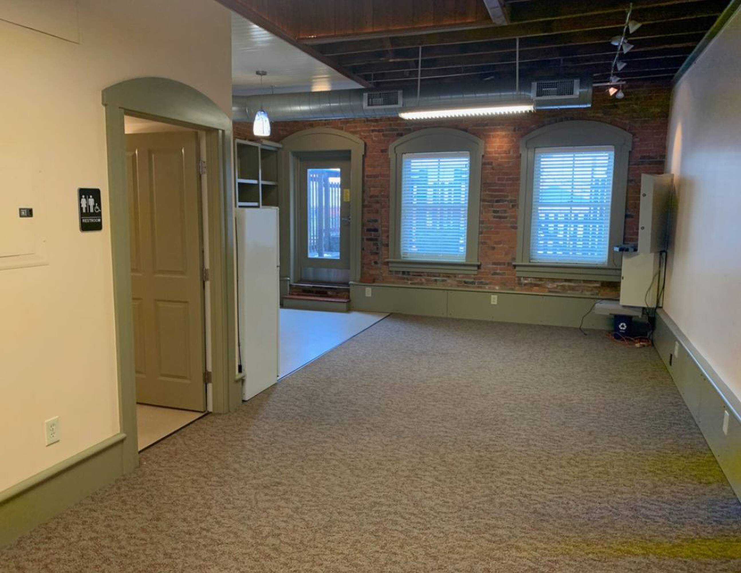 48 N Sandusky St, Delaware, OH 43015 | Crexi.com
