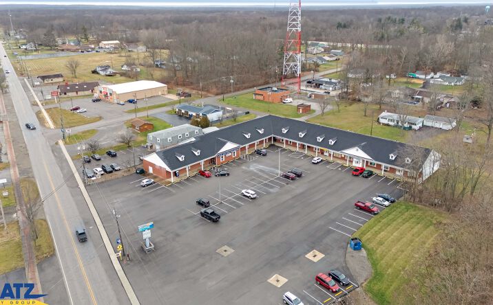 Pictures of Retail property located at 17674 Mahoning Ave, Lake Milton, OH 44429 for lease - image #1