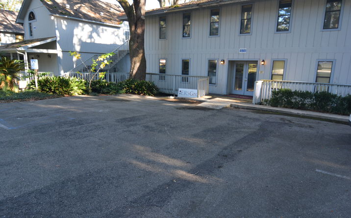 Pictures of Office property located at 4901 Tower Ct, Tallahassee, FL 32303 for lease - image #1