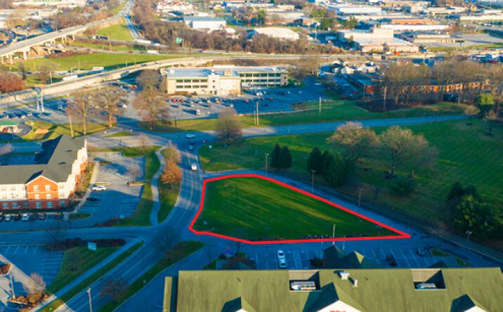 Pictures of Retail property located at 3943 Tecport Dr, Harrisburg, PA 17111 for lease - image #1