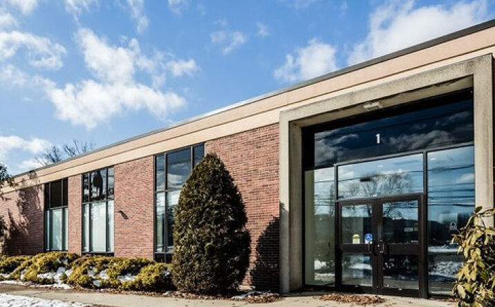 Pictures of Office property located at 443 Jefferson Blvd, Warwick, RI 02886 for lease - image #1