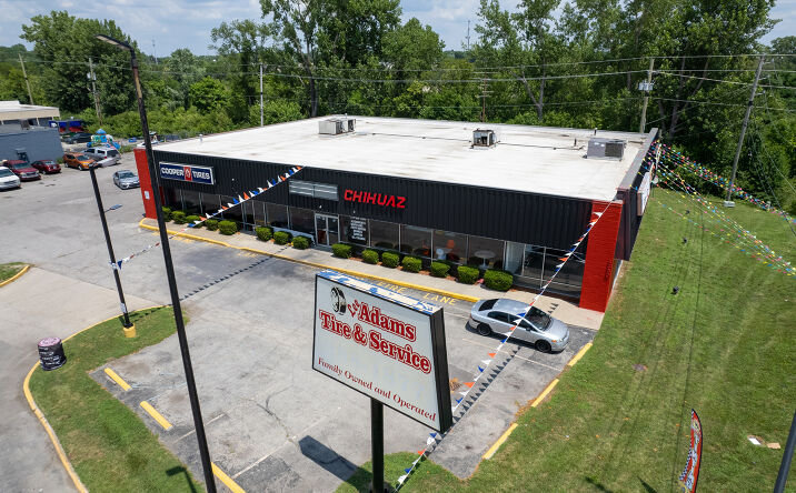 Pictures of Retail property located at 250 38th St, Indianapolis, IN 46254 for lease - image #1