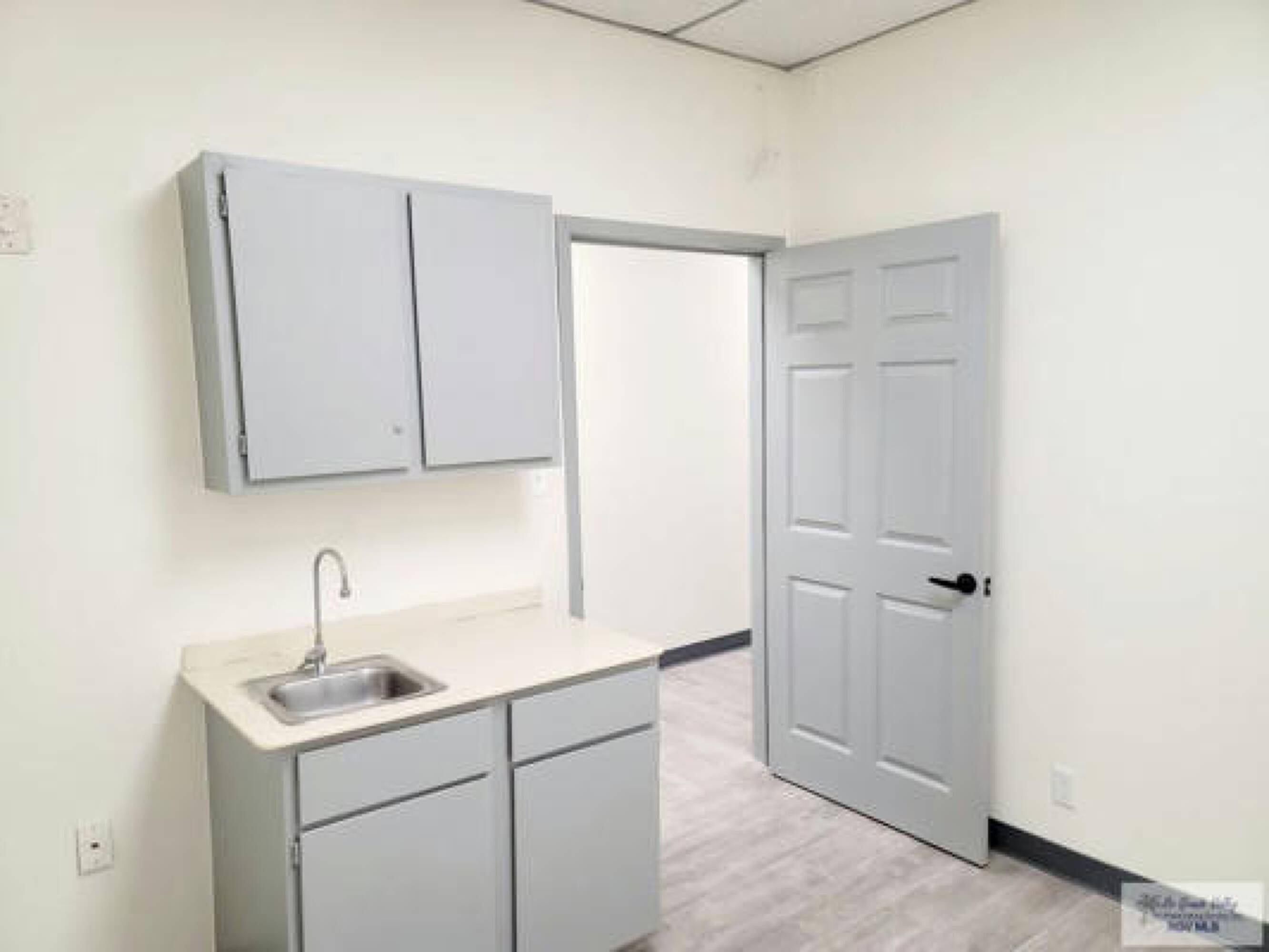 1092 E Los Ebanos Blvd, Brownsville, TX 78520