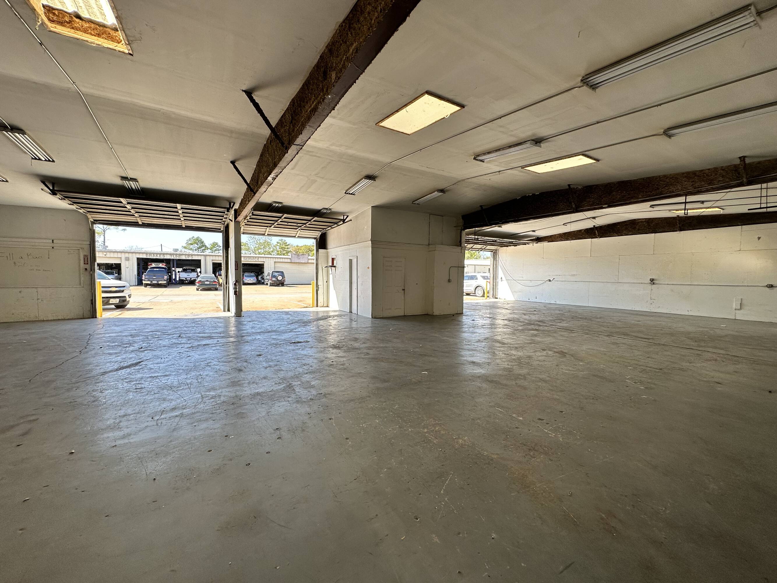 5200 West Greens Road