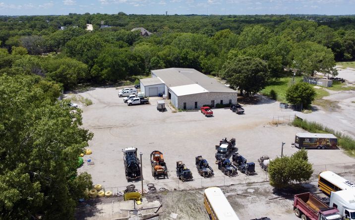 Pictures of Industrial property located at 621 Industrial Dr, Ardmore, OK 73401 for lease - image #1