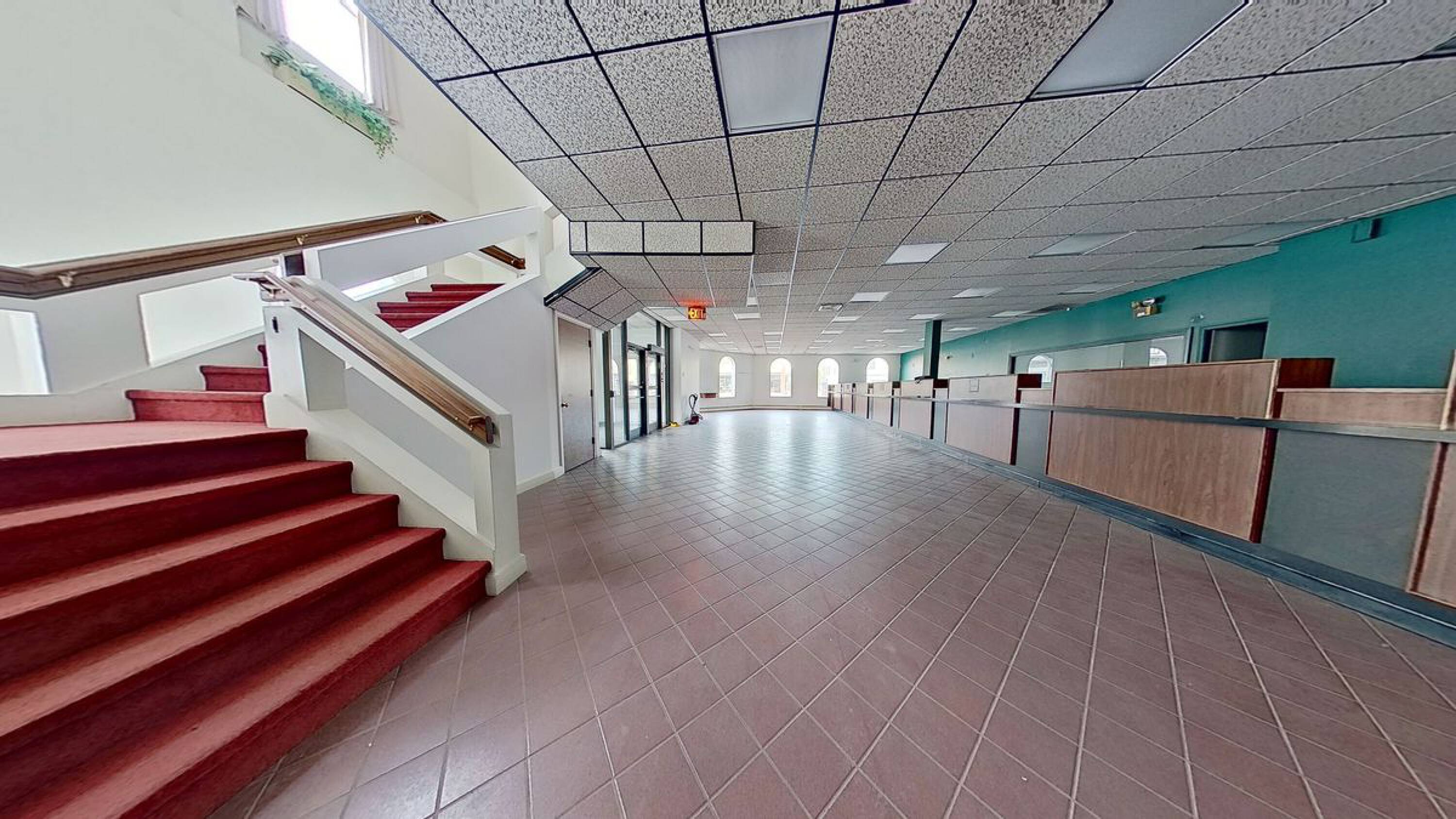 4 Central St, Farmington, NH 03835