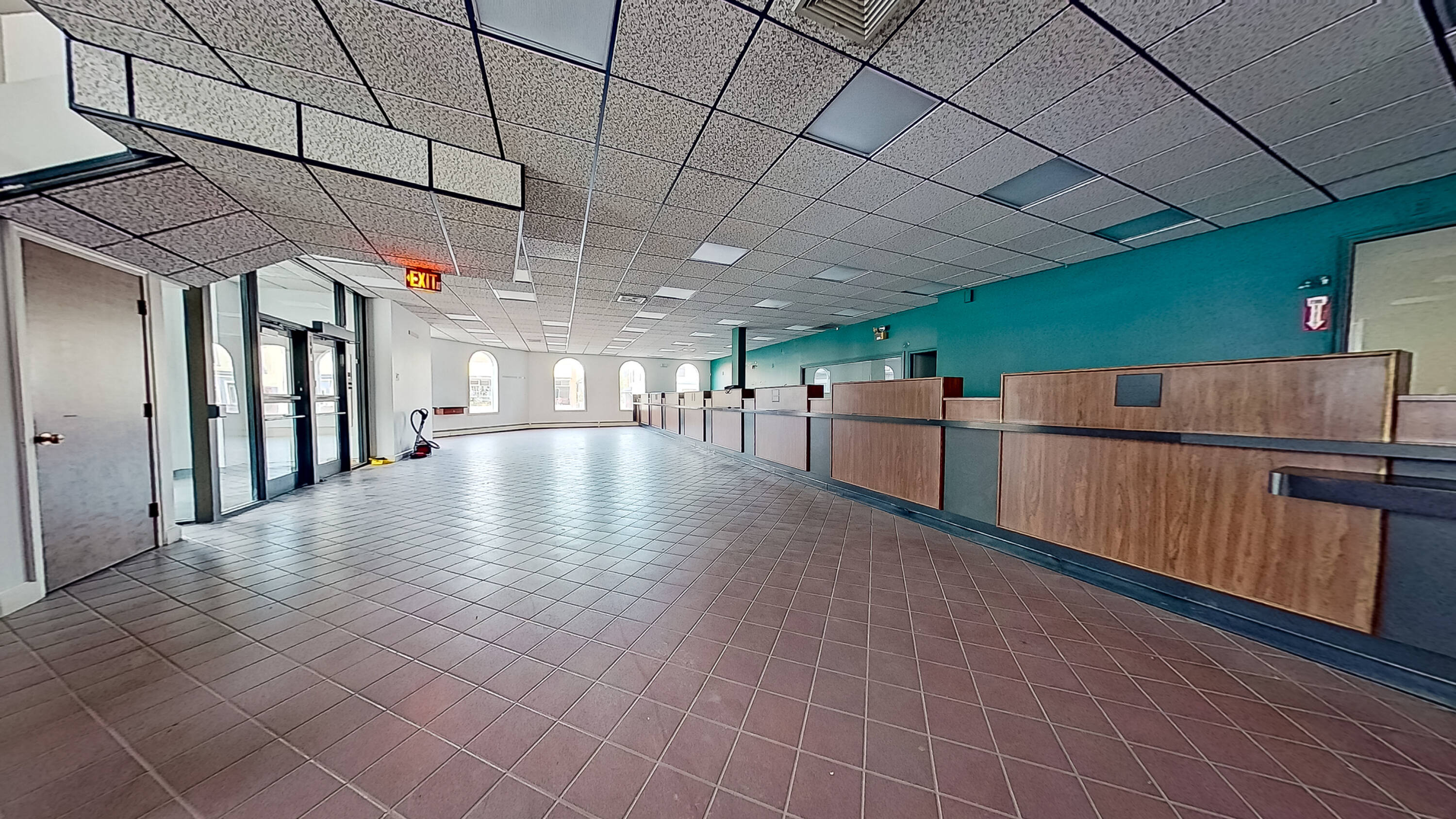 4 Central St, Farmington, NH 03835