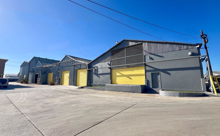 Pictures of Office, Industrial property located at 2915 S Zarzamora St, San Antonio, TX 78225 for lease - image #1