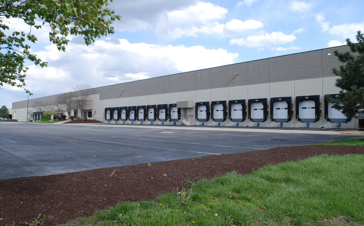 Pictures of Industrial property located at 3950 Venture Ct, Columbus, OH 43228 for lease - image #1