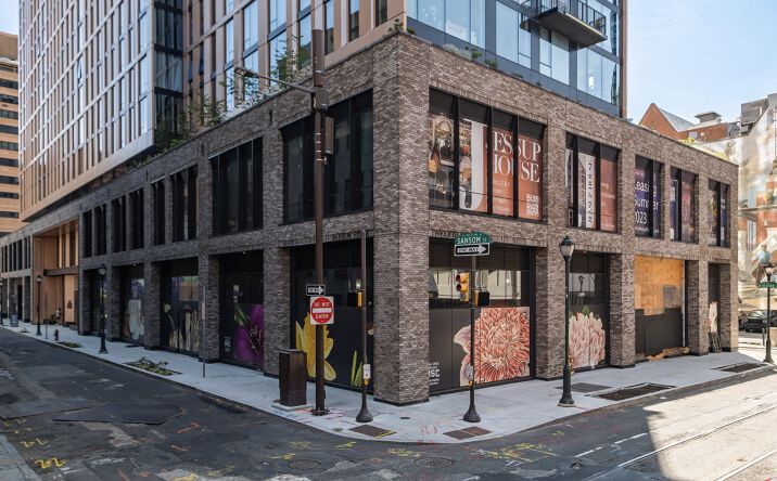 Pictures of Retail, Restaurant property located at 12th & Sansom, Philadelphia, PA 19107 for lease - image #1