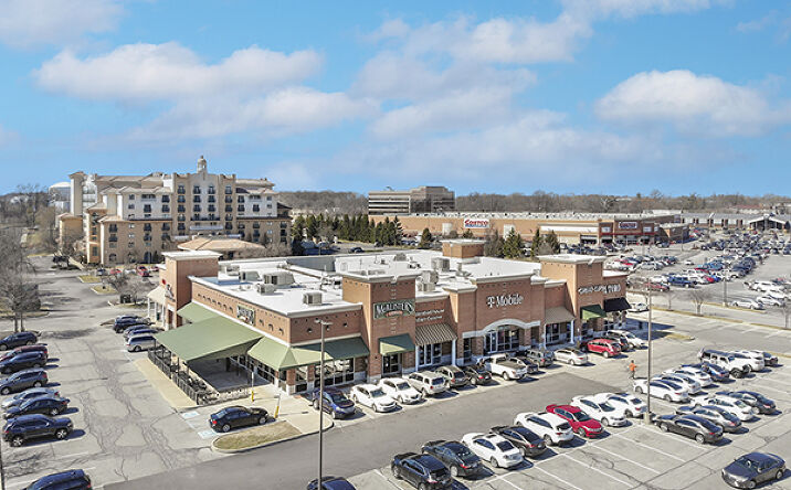 Pictures of Retail property located at 8840 N Michigan Rd, Indianapolis, IN 46268 for lease - image #1