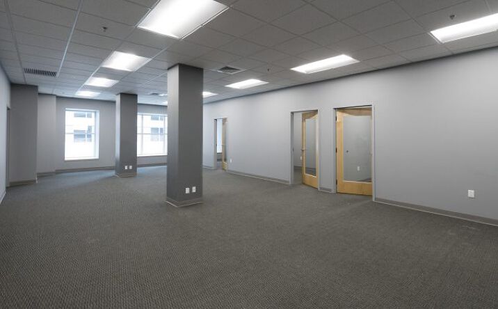 Pictures of Office property located at 301 N Neil St, Champaign, IL 61820 for lease - image #1