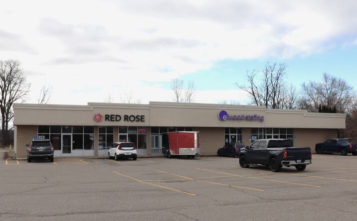 Pictures of Retail property located at 26543 US-12, Sturgis, MI, USA, Sturgis, MI 49091 for lease - image #1