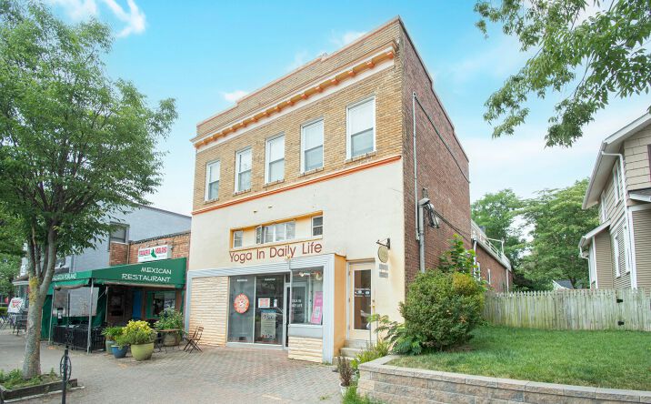 2402 Mt Vernon Ave, Alexandria, VA 22301 | Crexi.com