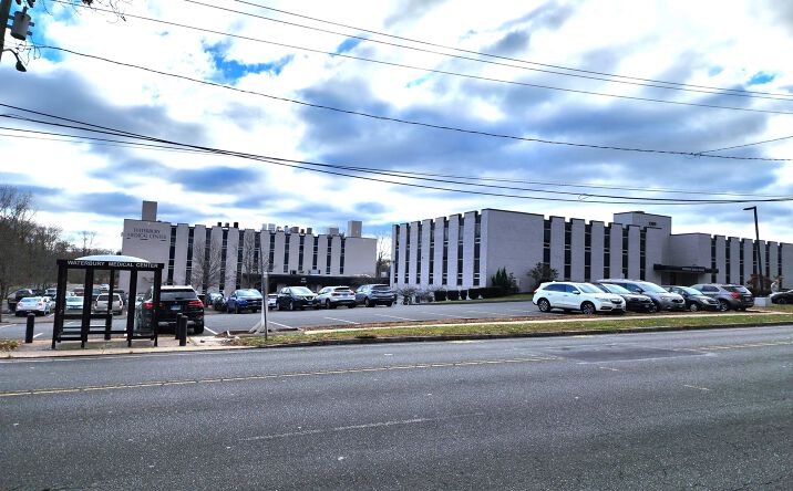 Pictures of Office property located at 1389 W Main St, Waterbury, CT 06708 for lease - image #1