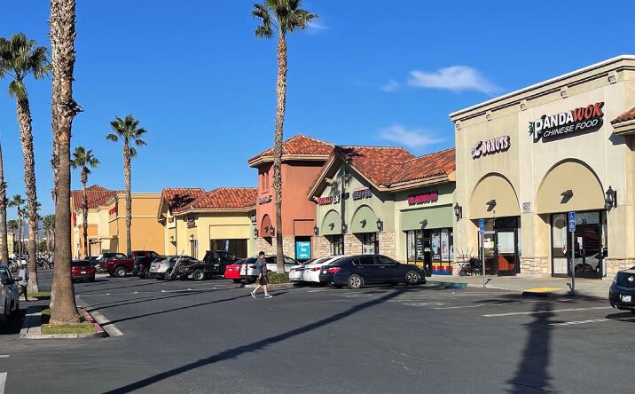 Pictures of Retail property located at 11121-11285 Sierra Ave, Fontana, CA 92337 for lease - image #1