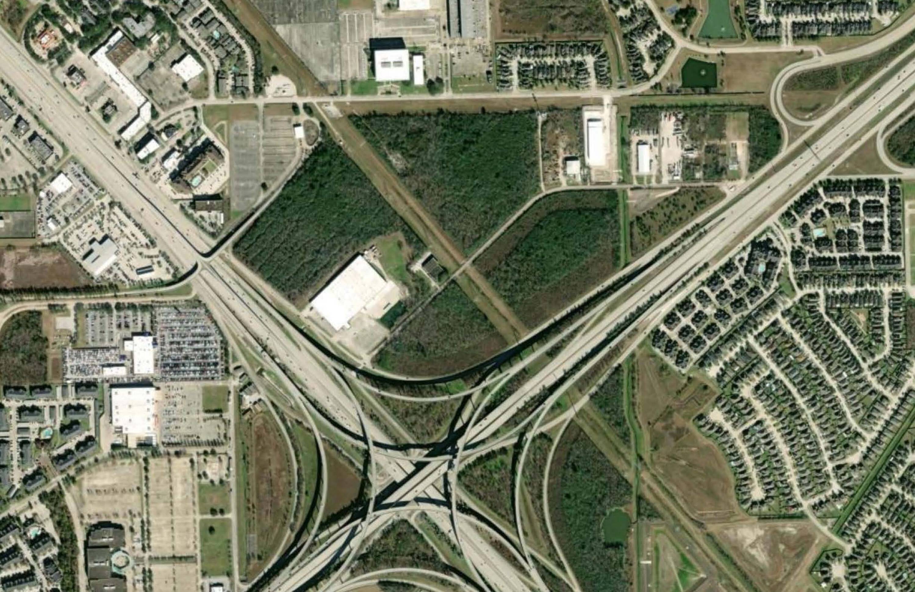 North Corner of I-45 South & Beltway 8