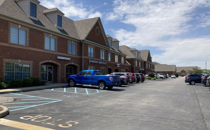 Pictures of Office property located at 755 W Carmel Dr, Carmel, IN 46032 for lease - image #1