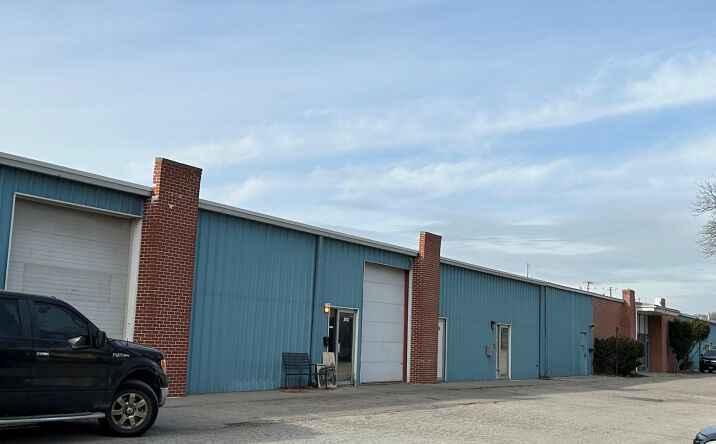 Pictures of Industrial property located at 2626 N 84th St, Omaha, NE 68134 for sales - image #1