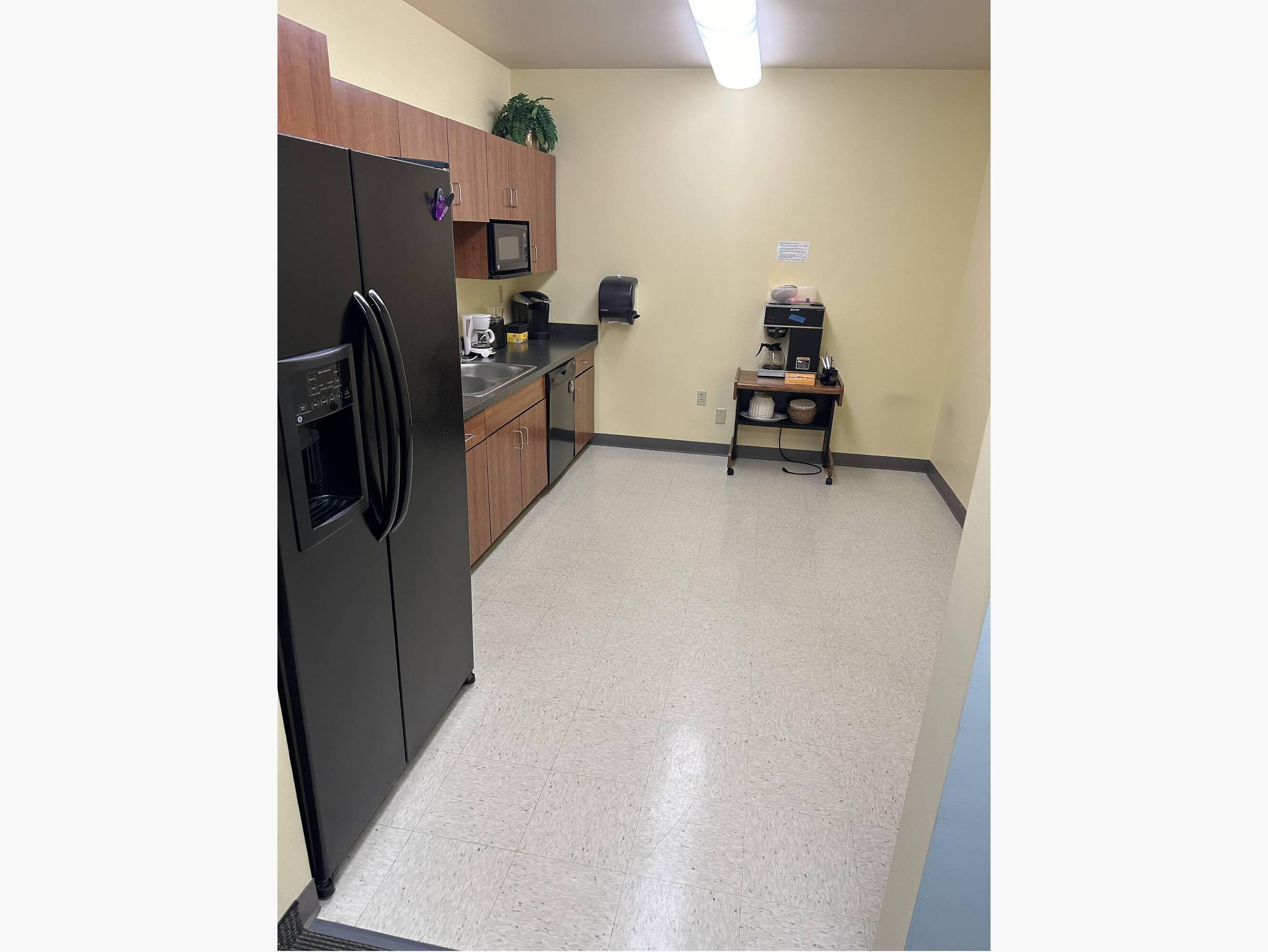 2640 Pitcairn Rd, Monroeville, PA 15146