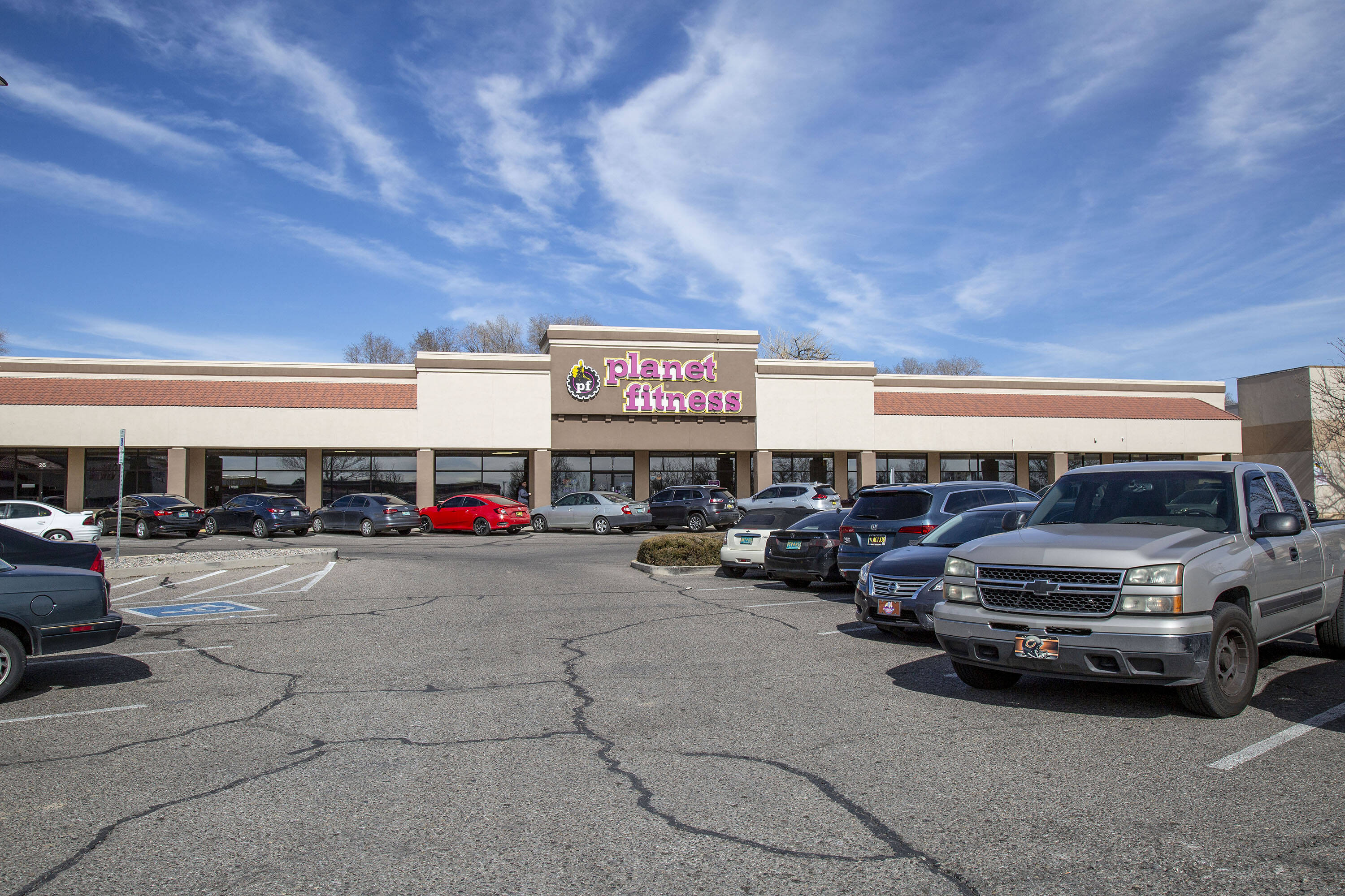 6211 4th St NW, Albuquerque, NM 87107 | Crexi.com