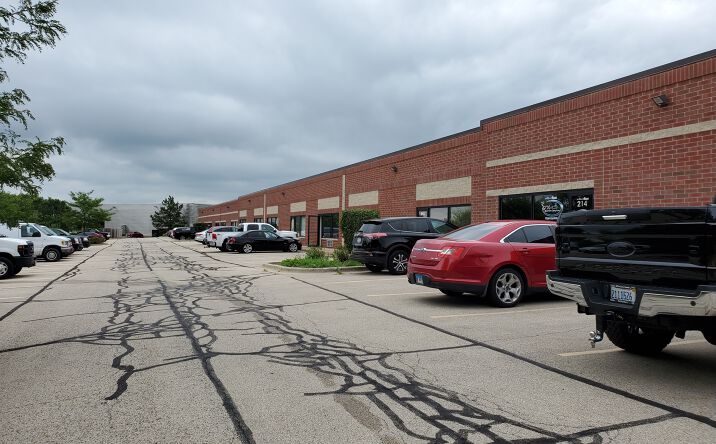 Pictures of Industrial property located at 1330 Crispin Dr, Elgin, IL 60123 for lease - image #1