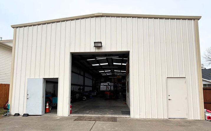 Pictures of Industrial property located at 10107 Goldcrest St, Houston, TX 77076 for lease - image #1