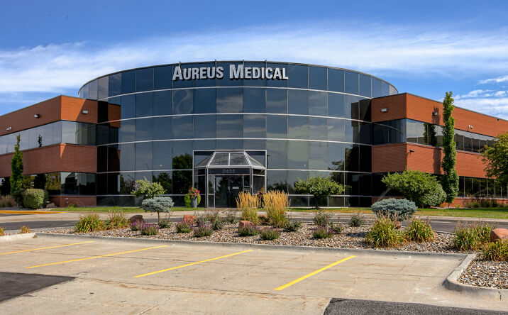 Pictures of Office property located at 2425 S 171st St, Omaha, NE 68130 for lease - image #1