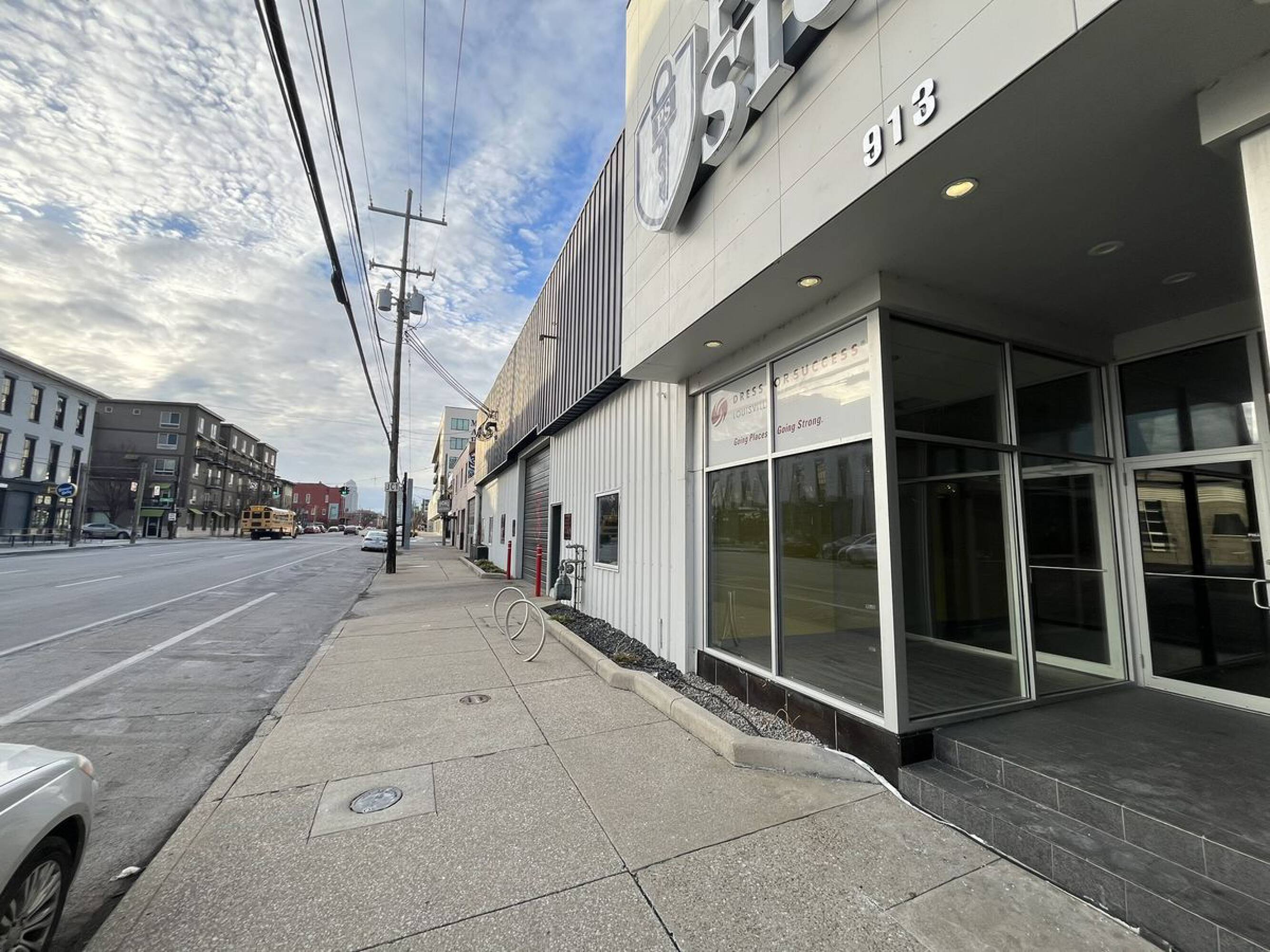 913 E MAIN ST Louisville KY 40206-1625 APN: 04019G00040000 | Crexi.com