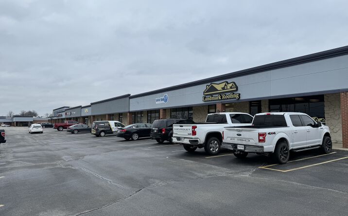 Pictures of Retail, Office property located at 6110 Stellhorn Rd, Fort Wayne, IN 46815 for lease - image #1