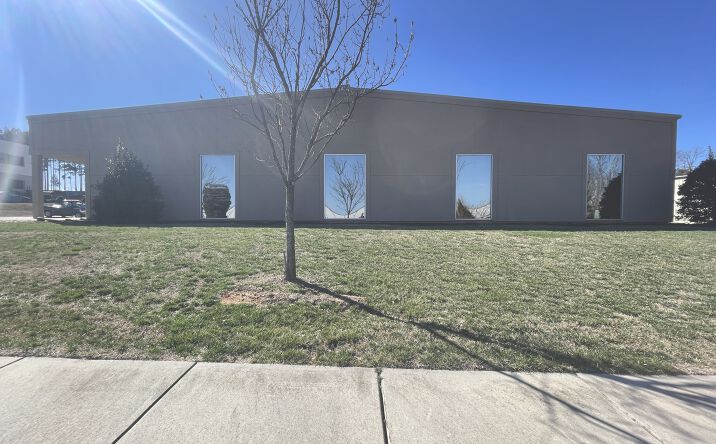 Pictures of Industrial property located at 167 Thunder Rd, Mooresville, NC 28115 for lease - image #1