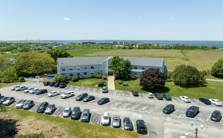 Pictures of Office property located at 1272 W Main Rd, Middletown, RI 02842 for lease - image #1