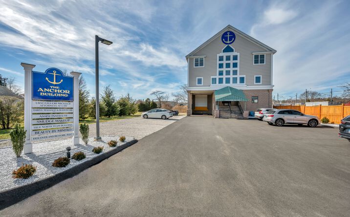 Pictures of Office property located at 4 Broadway Ave Ext, Stonington, CT 06378 for lease - image #1