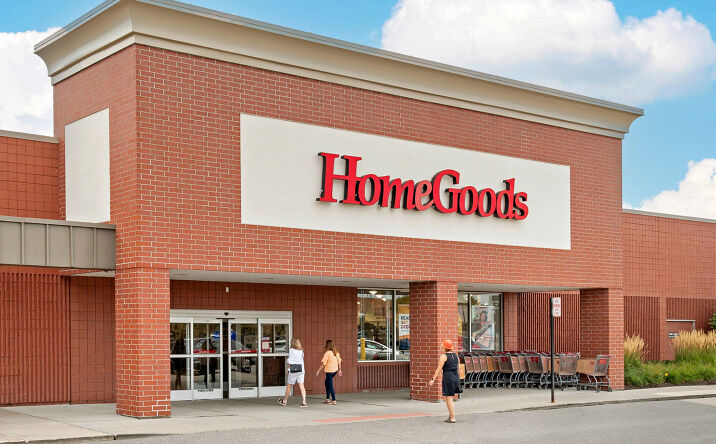 Pictures of Retail property located at 43825 W Oaks Dr, Novi, MI 48377 for lease - image #1
