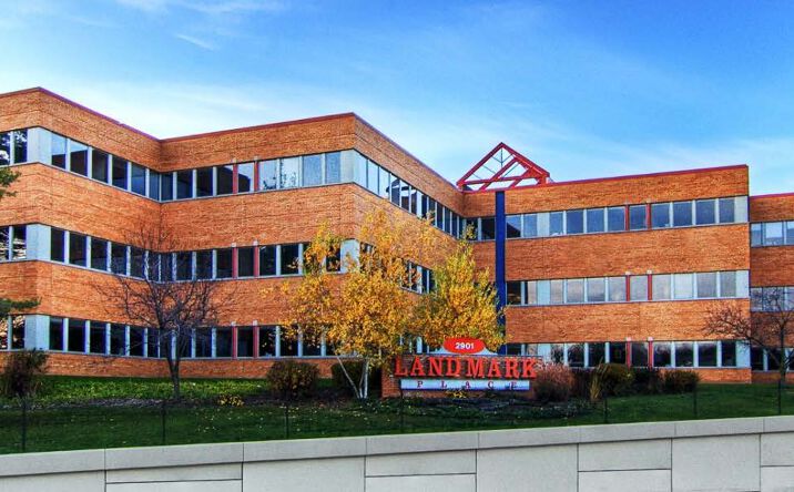 Pictures of Office property located at 2901 W Beltline Hwy, Madison, WI 53713 for lease - image #1