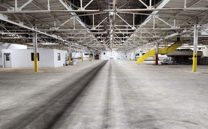 Pictures of Industrial property located at 2500 Moak St, Port Huron, MI 48060 for lease - image #1