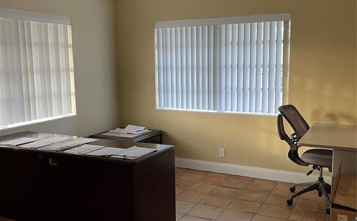 Pictures of Special Purpose property located at 902 NE 1st, Pompano Beach, FL 33060 for lease - image #1