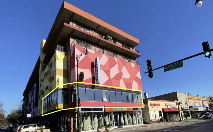 Pictures of Retail, Restaurant property located at 2554 W Devon, Chicago, IL 60645 for lease - image #1