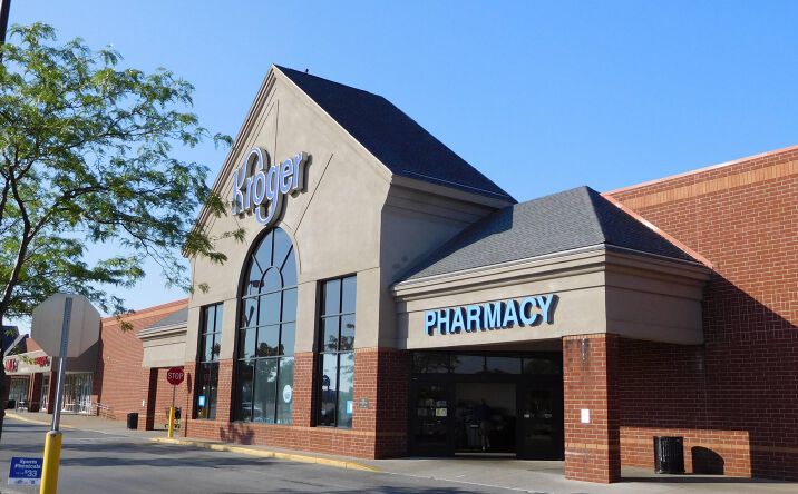 Pictures of Retail property located at 1516-1710 Georgesville Square Dr, Columbus, OH 43228 for lease - image #1