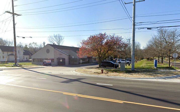 Pictures of Office property located at 23895 Novi Rd, Novi, MI 48375 for lease - image #1