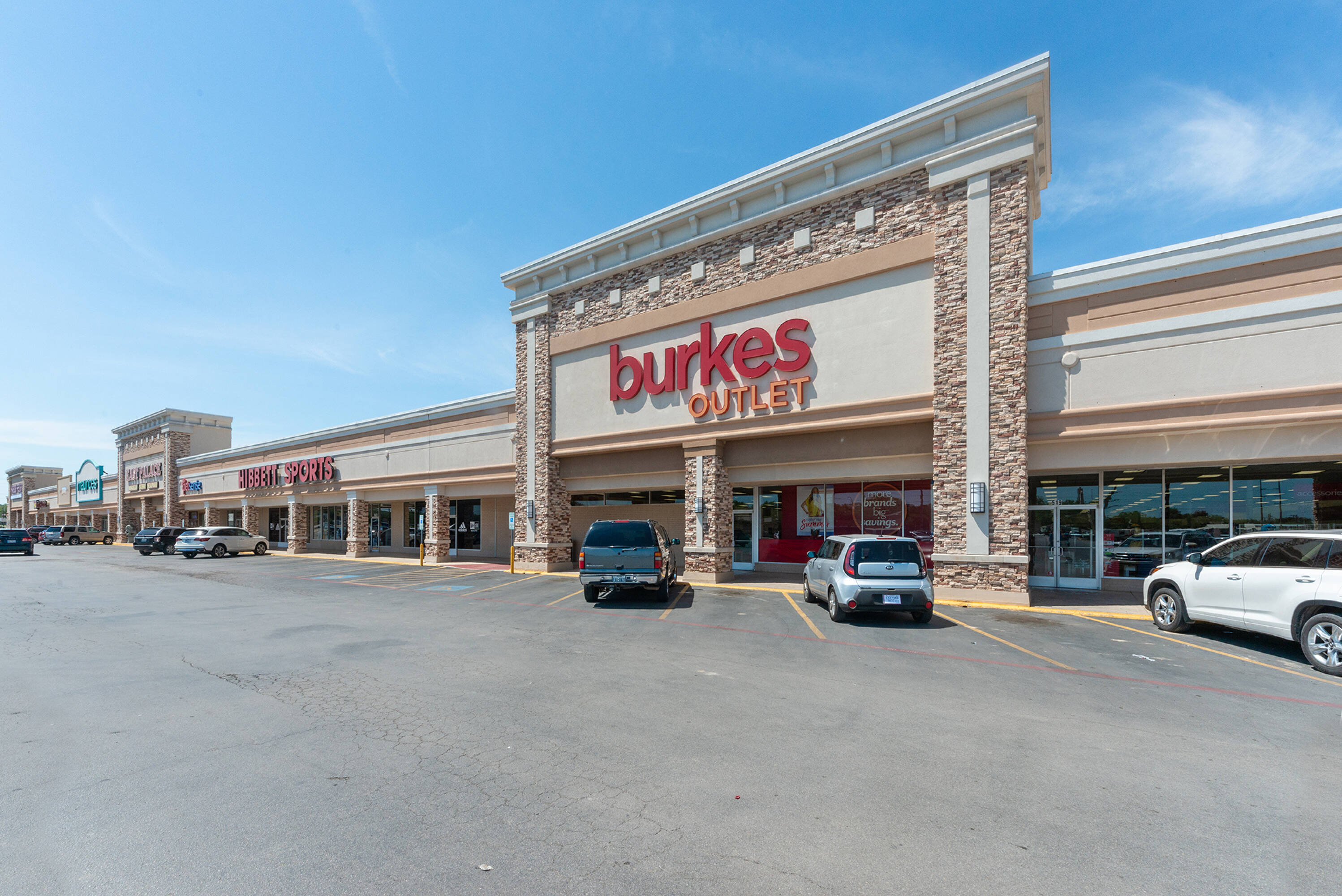 509 W Commerce St, Brownwood, TX 76801