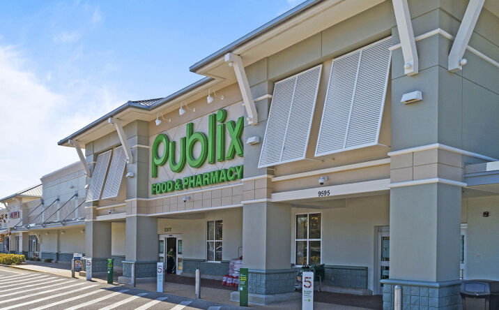 Pictures of Retail property located at 9595 Commercial Way (U.S. 19), Weeki Wachee, FL 34613 for lease - image #1