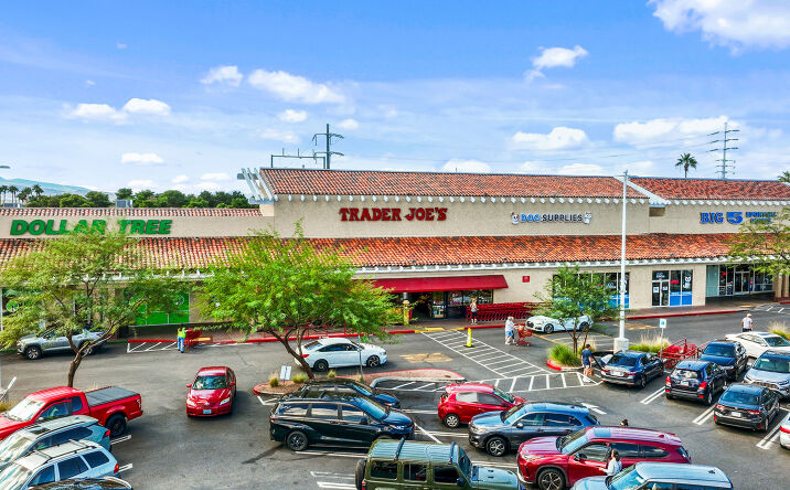Pictures of Retail property located at 2716 North Green Valley Parkway, Henderson, NV 89014 for lease - image #1