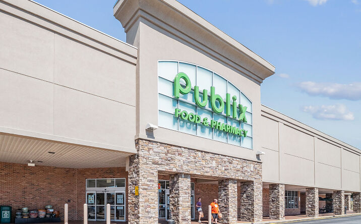 Pictures of Retail, Office, Restaurant property located at 2801 Wade Hampton Boulevard, Taylors, SC 29687 for lease - image #1