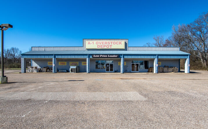 Pictures of Retail, Office, Industrial property located at 1240 Florence Rd, Savannah, TN 38372 for lease - image #1