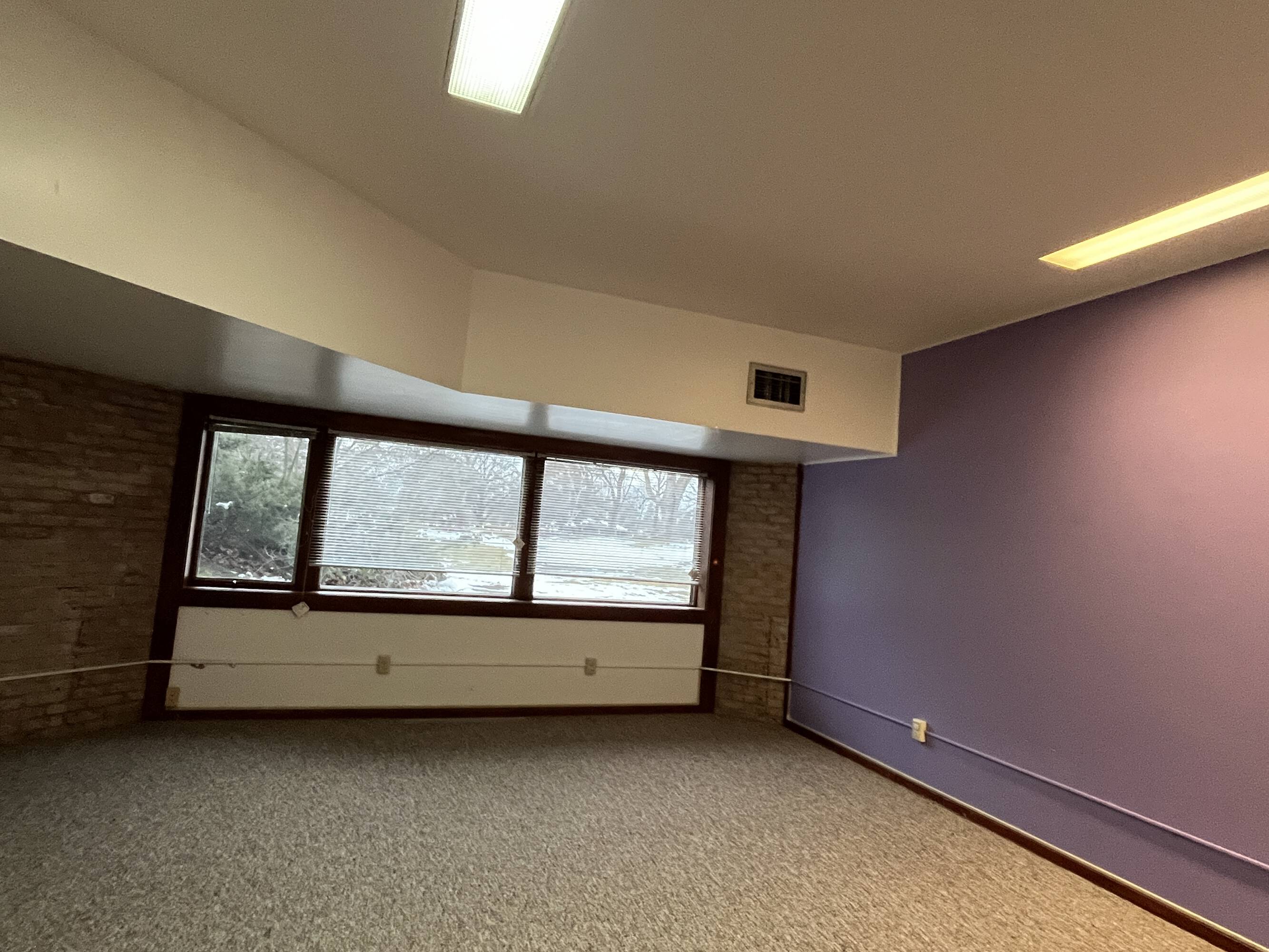 4611 Swede Ave, Midland, MI 48642