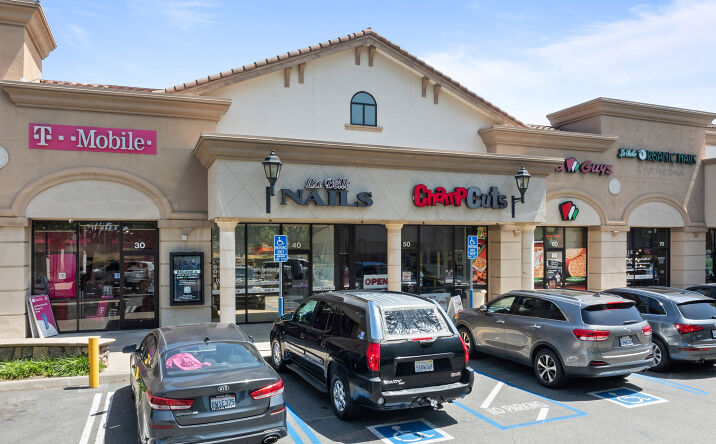 Pictures of Retail, Restaurant property located at 685-945 S. Highway 65, Lincoln, CA 95648 for lease - image #1