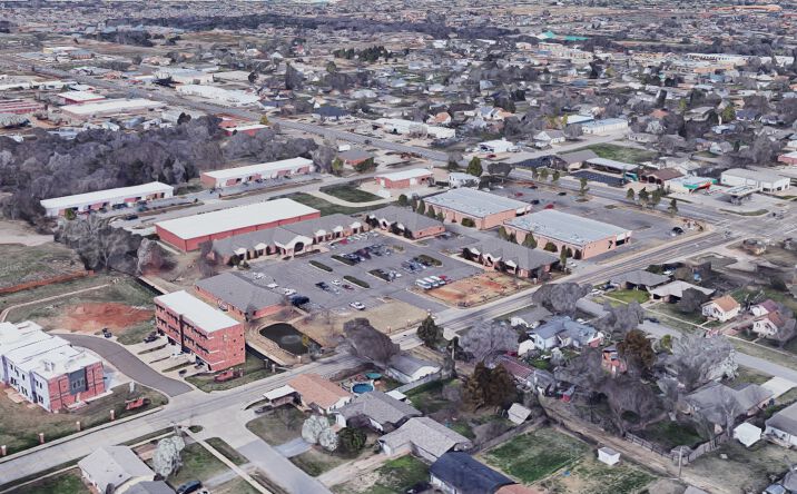 Pictures of Office property located at 401-441 S Fretz Ave, Edmond, OK 73003 for lease - image #1