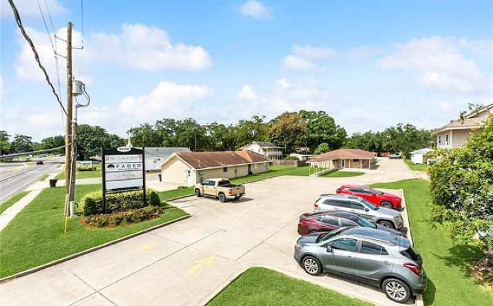 Pictures of Retail, Office property located at 8656 LA-23, Belle Chasse, LA 70037 for lease - image #1