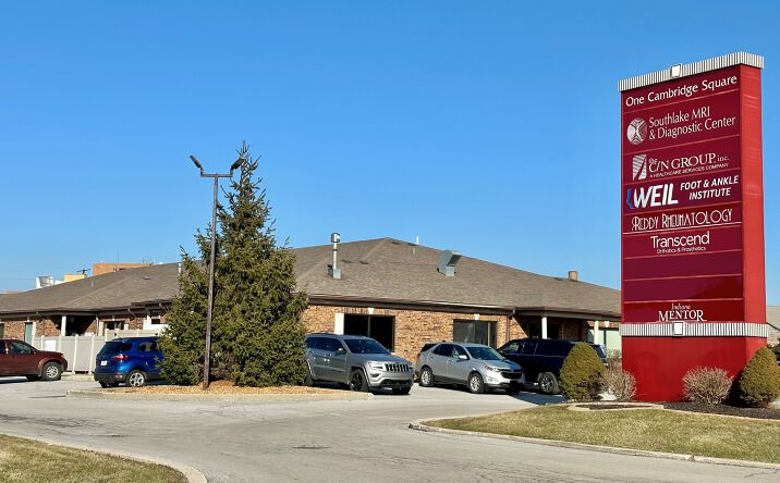 Pictures of Office property located at 112 E 90th Dr, Merrillville, IN 46410 for lease - image #1